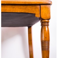 Para secesyjnych krzeseł, drewno bukowe i mahoń, żakard jedwabny. ok 1890, Polska